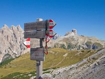 Wegweiser, Reise: Dolomiten Höhenweg Nr. 2 - Auf der Alta Via delle Dolomiti