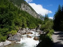 Wildbach, Reise: Tauernblick Radweg von Innsbruck nach Villach individuell
