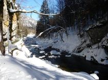 Bergbach, Reise: Winterwanderwoche im Saastal